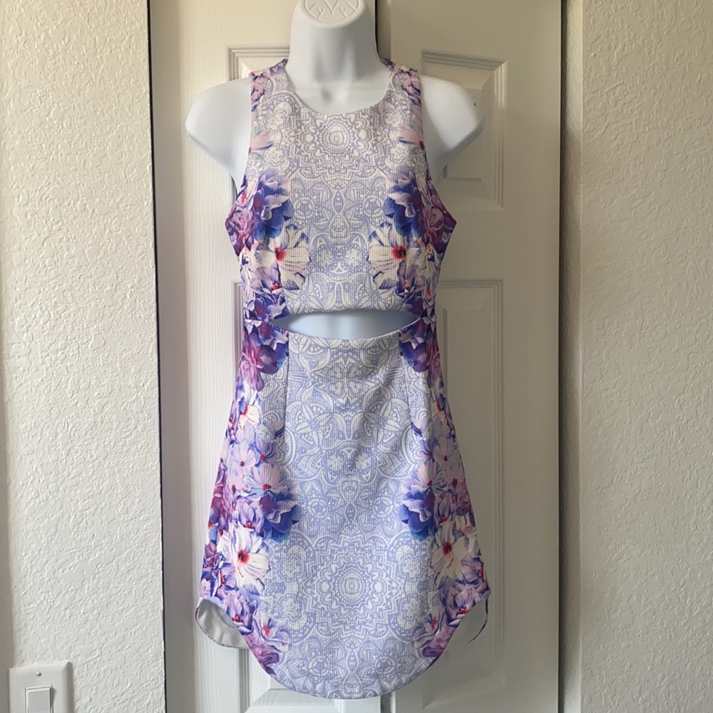 NWT LF Rumor Boutique Purple Floral Cutout Dress S